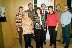 Ute Vogt, Dr. Lars Castellucci und sechs Walldorfer in Leimen