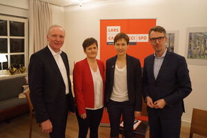 v.l. Bernd Westphal, Urte Thölke, Christine Müller und Lars Castellucci