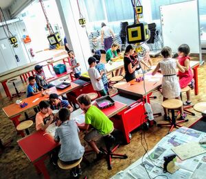 Tüfteln in der Kreativ-Werkstatt