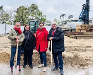 Spatenstich an der Waldschule