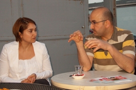 Pinar Karacinar und der Imam Mustafa Bülbül